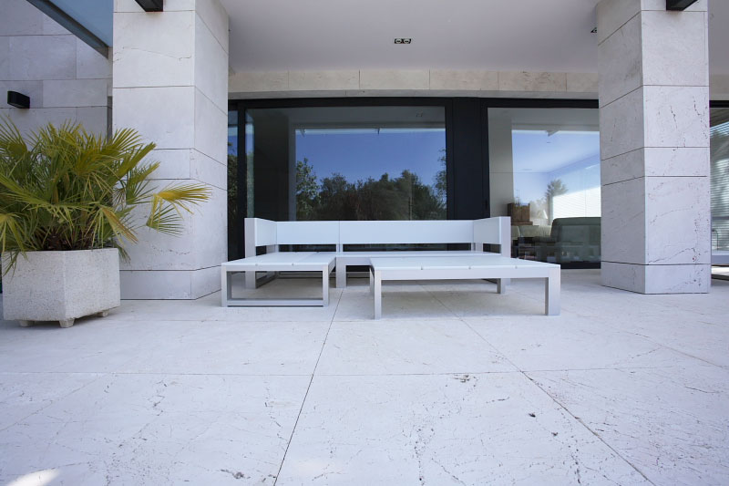 Travertino en La Moraleja, Madrid - Travertine at La Moraleja, Madrid