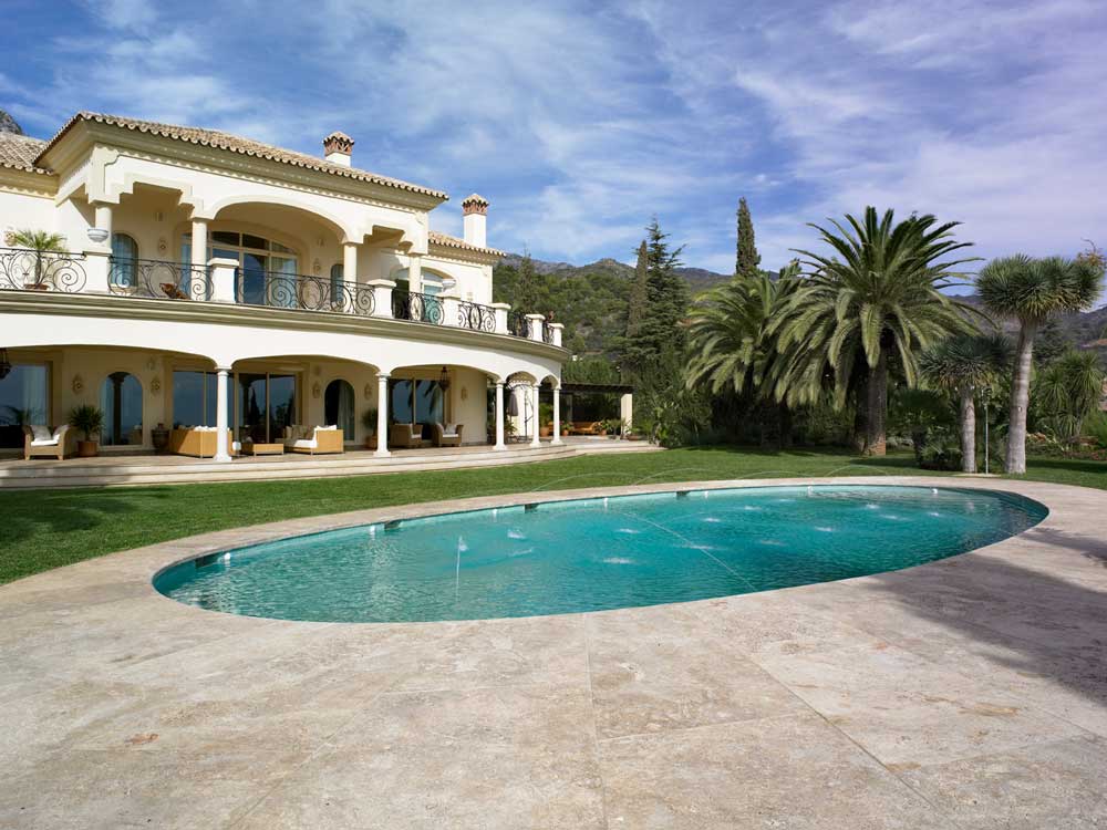 Suelos de travertino en exteriores - Travertine outdoor flooring