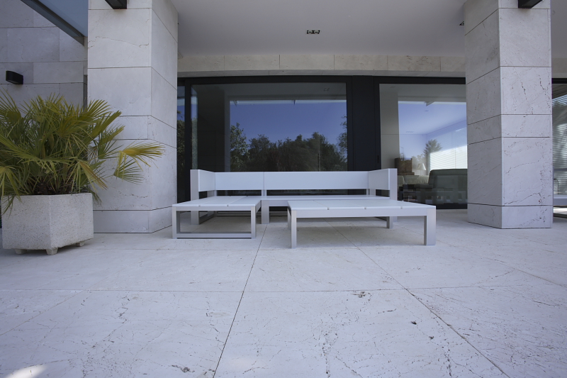 Travertino en La Moraleja, Madrid - Travertine at La Moraleja, Madrid