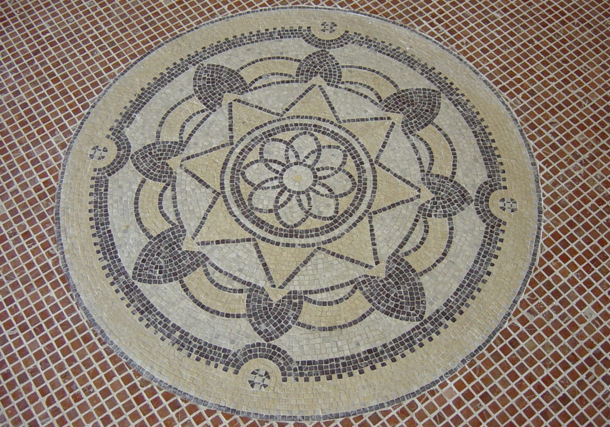 Rosetón en mosaico de mármol - Beatriz Palace - Marble mosaic rosette
