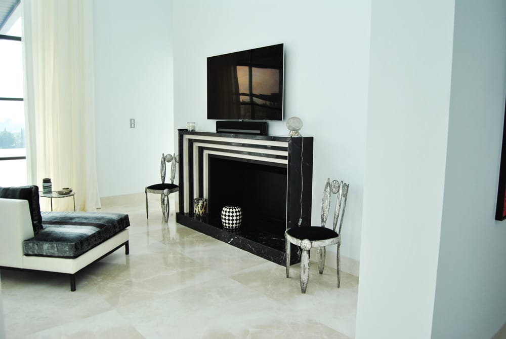 Chimenea - Mármol Negro Marquina -Crema Premium - Hearth - Marquina Black marble - Premium Beige marble Chimenea - Mármol Negro Marquina -Crema Premium - Hearth - Marquina Black marble - Premium Beige marble
