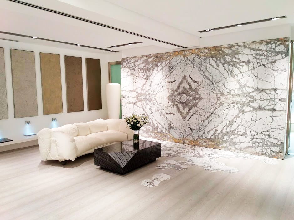 Interiorismo con mármol en el salón - Marble in the living room