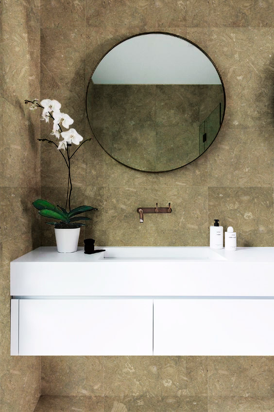 Baño de piedra caliza Gris Osiris - Osiris Grey limestone bathroom
